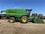 John Deere 2012 S690 Combines