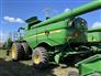 John Deere 2014 S670 Combines