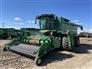 John Deere 2013 S690 Combines