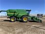 John Deere 2013 S690 Combines