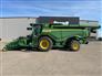 John Deere 2023 X9 1100 Combines