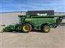 John Deere 2023 X9 1100 Combines