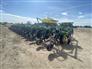 John Deere 2014 1870 Air Seeders / Air Carts