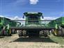 John Deere 2017 S680 Combines