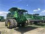 John Deere 2017 S680 Combines