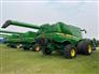 John Deere 2013 S690 Combines