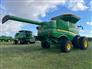 John Deere 2017 S690 Combines