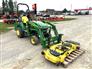 John Deere 2009 2305 Loader Tractors