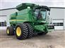 John Deere 2012 S660 Combines