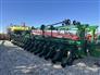John Deere 2011 DB90 Planters