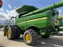 John Deere 2016 S680 Combines