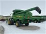 John Deere 2012 S670 Combines