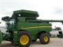 2023 John Deere S780