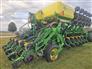 John Deere 2022 1795 Planters