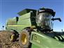 John Deere 2015 S660 Combines