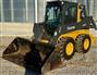 John Deere 2022 324G Skid Steers