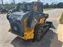 John Deere 2024 335 P Track Loaders