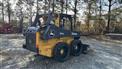 John Deere 2019 324G Skid Steers