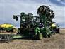 John Deere 2016 1870 76' W/ 1910 550 TBH Air Seeders / Air Carts
