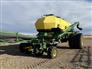 John Deere 2016 1870 76' W/ 1910 550 TBH Air Seeders / Air Carts