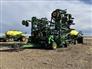John Deere 2016 1870 76' W/ 1910 550 TBH Air Seeders / Air Carts