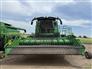 John Deere 2017 S680 Combines
