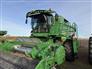John Deere 2014 S680 Combines
