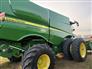 John Deere 2012 S680 Combines