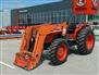 Kubota 2004 M8200 Loader Tractors