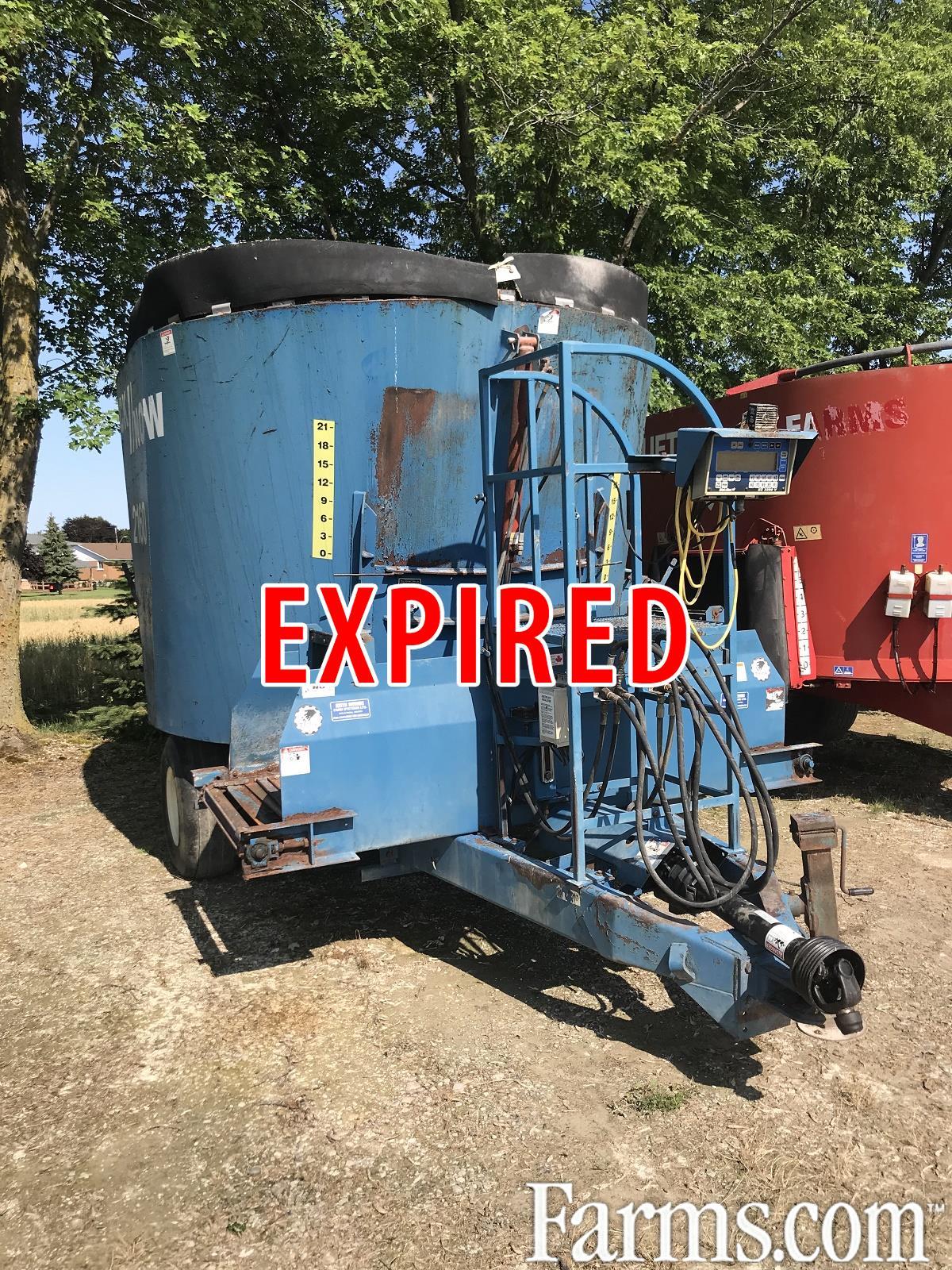 2004 Lucknow 2160 TMR Mixer for Sale