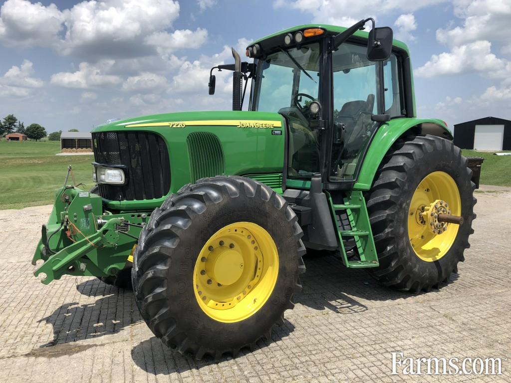 John Deere 2004 7220 4WD for Sale