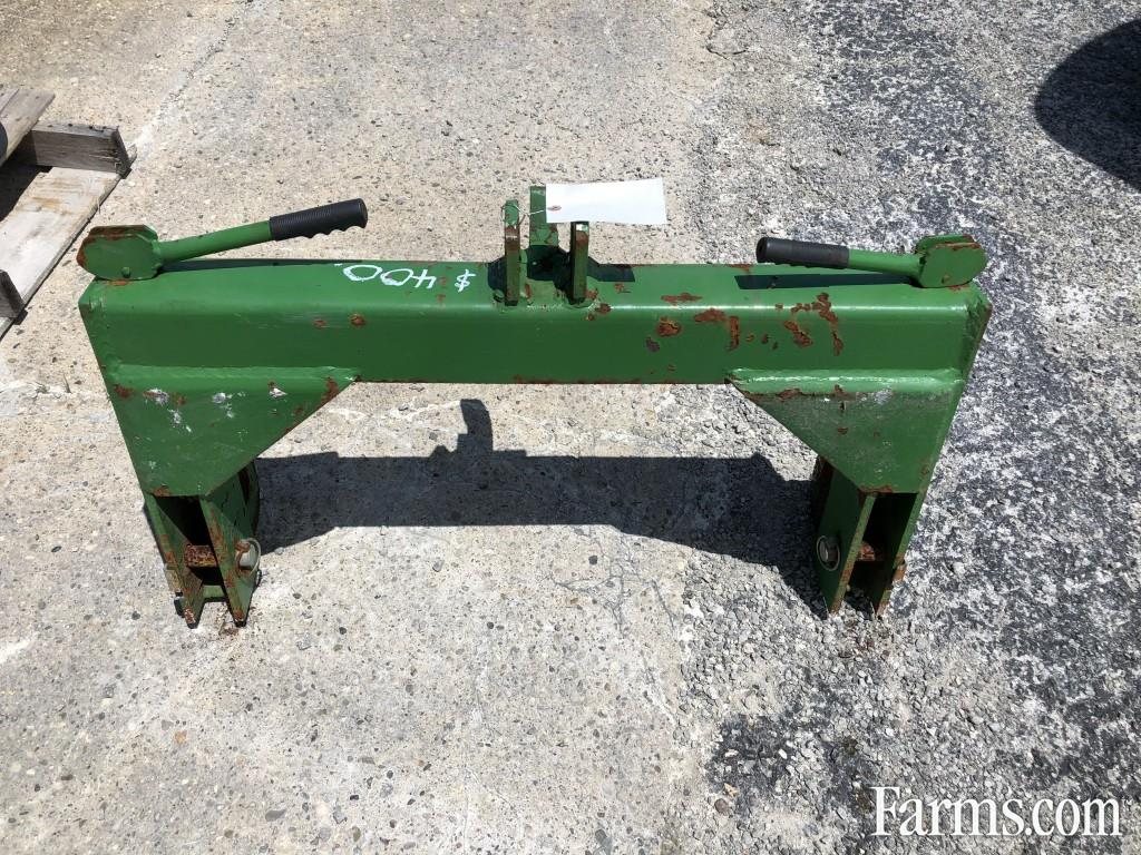 John deere Cat 2 quick hitch for Sale