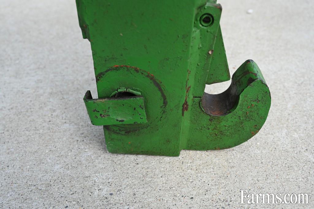 John Deere Cat 2 Quick Hitch for Sale