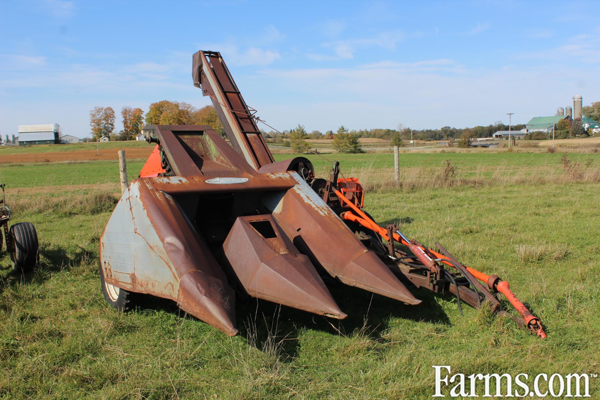 New Idea 325 Corn Picker for Sale