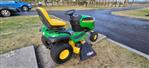 John Deere 2015 D140 Riding Lawn Mowers