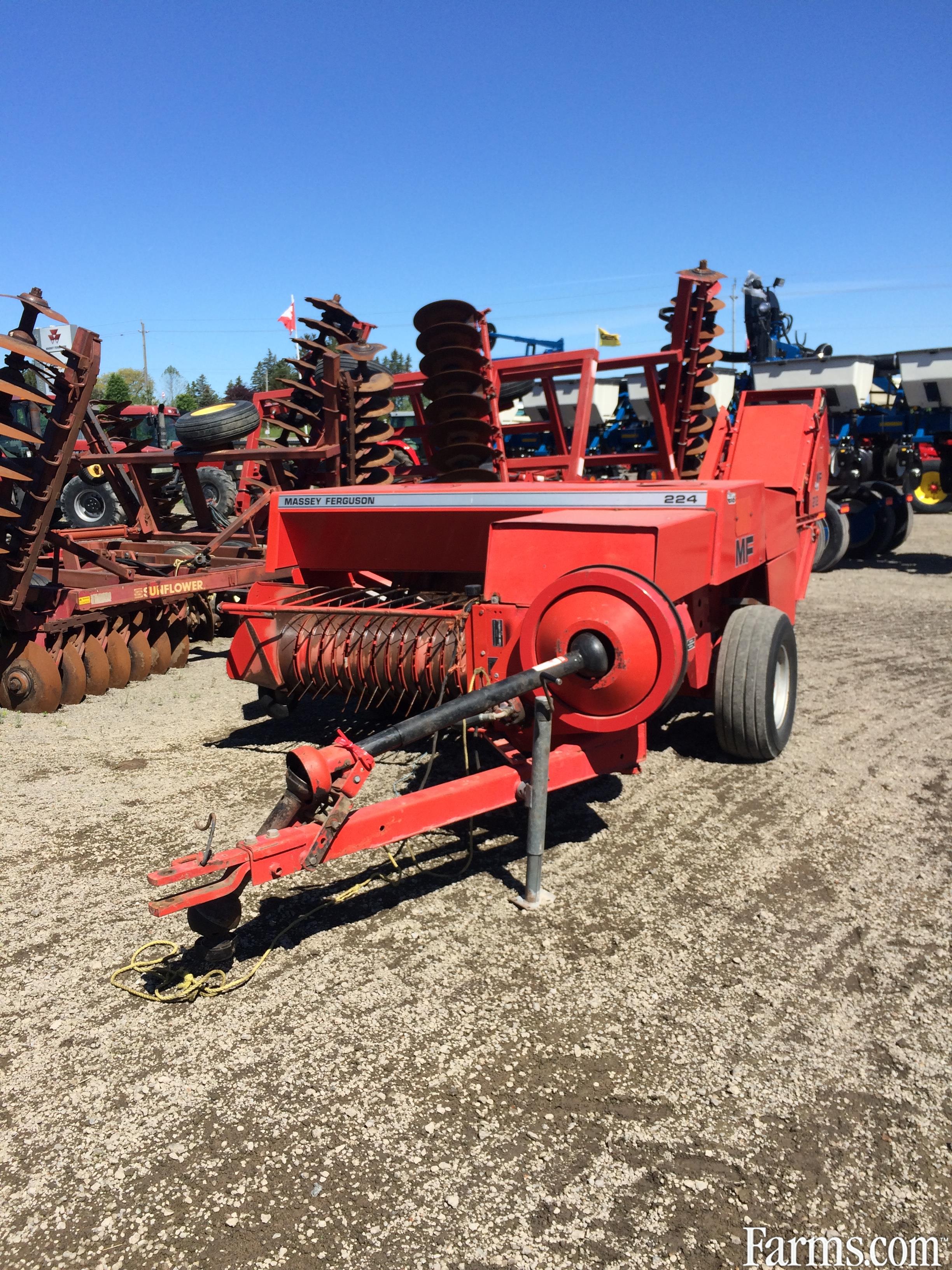 Massey Ferguson 224 Balers Small Square for Sale