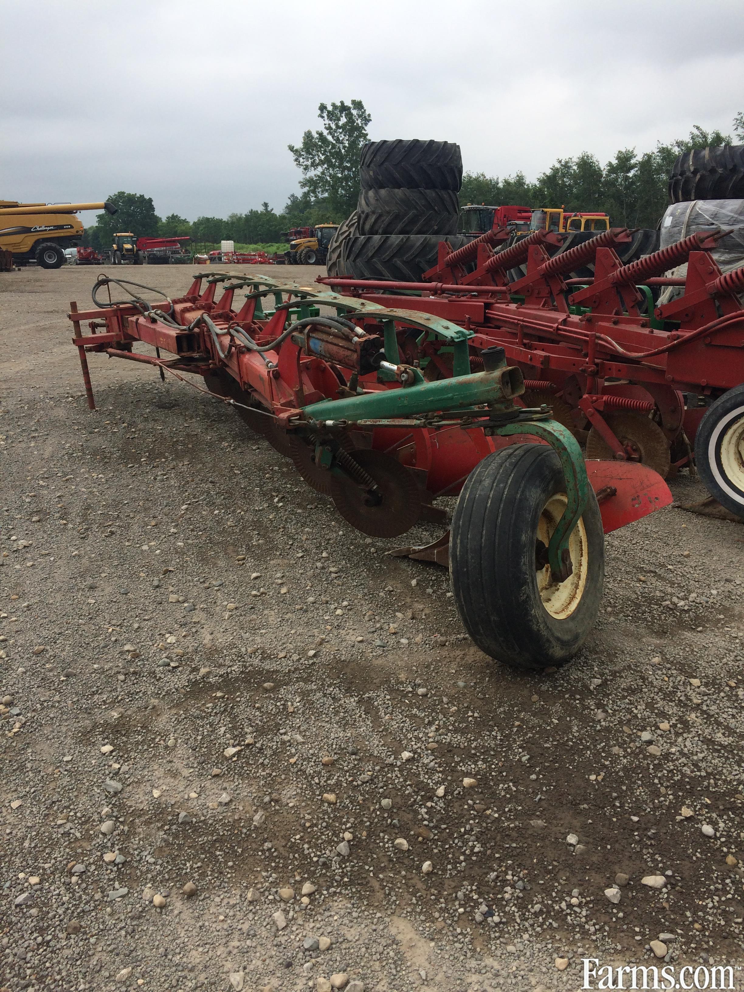 Kverneland B2 NR Plows / Rippers for Sale
