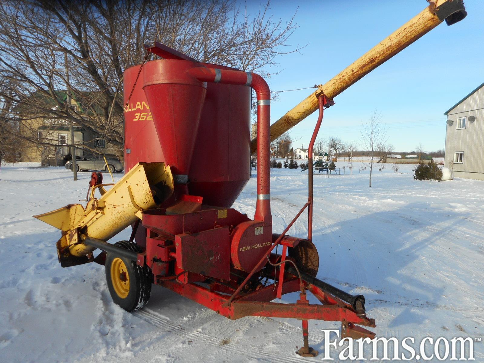New Holland 352 Feed Grinders / Mixers for Sale