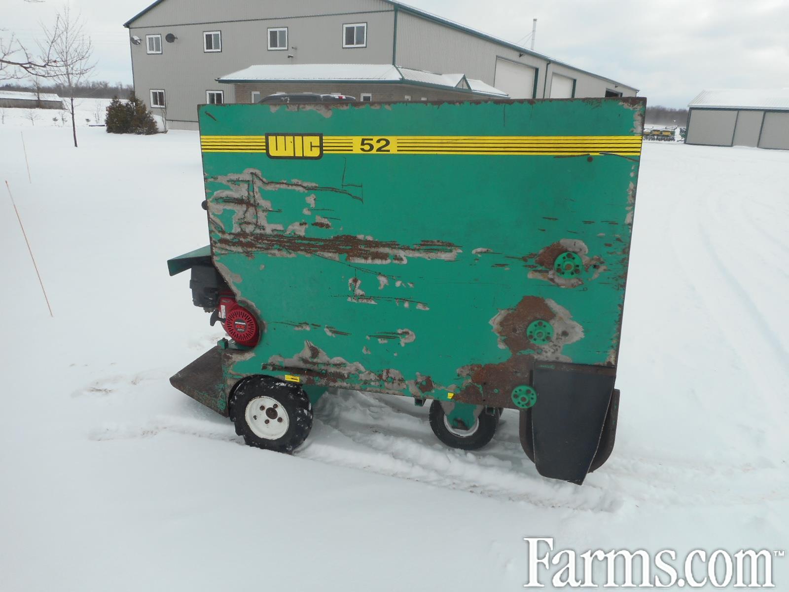 WIC 52 Feed Cart for Sale