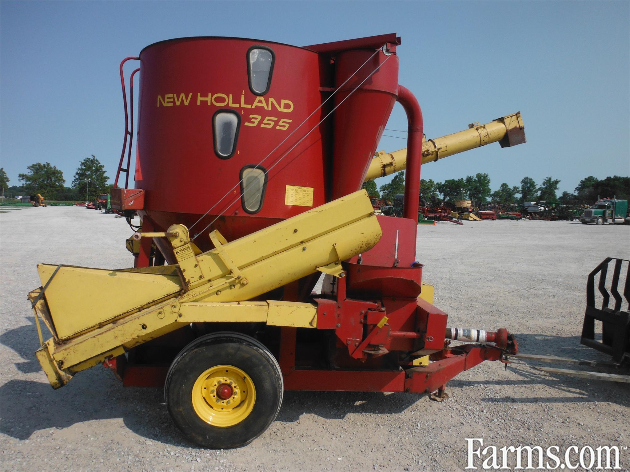 New Holland Feed Grinders / Mixers for Sale