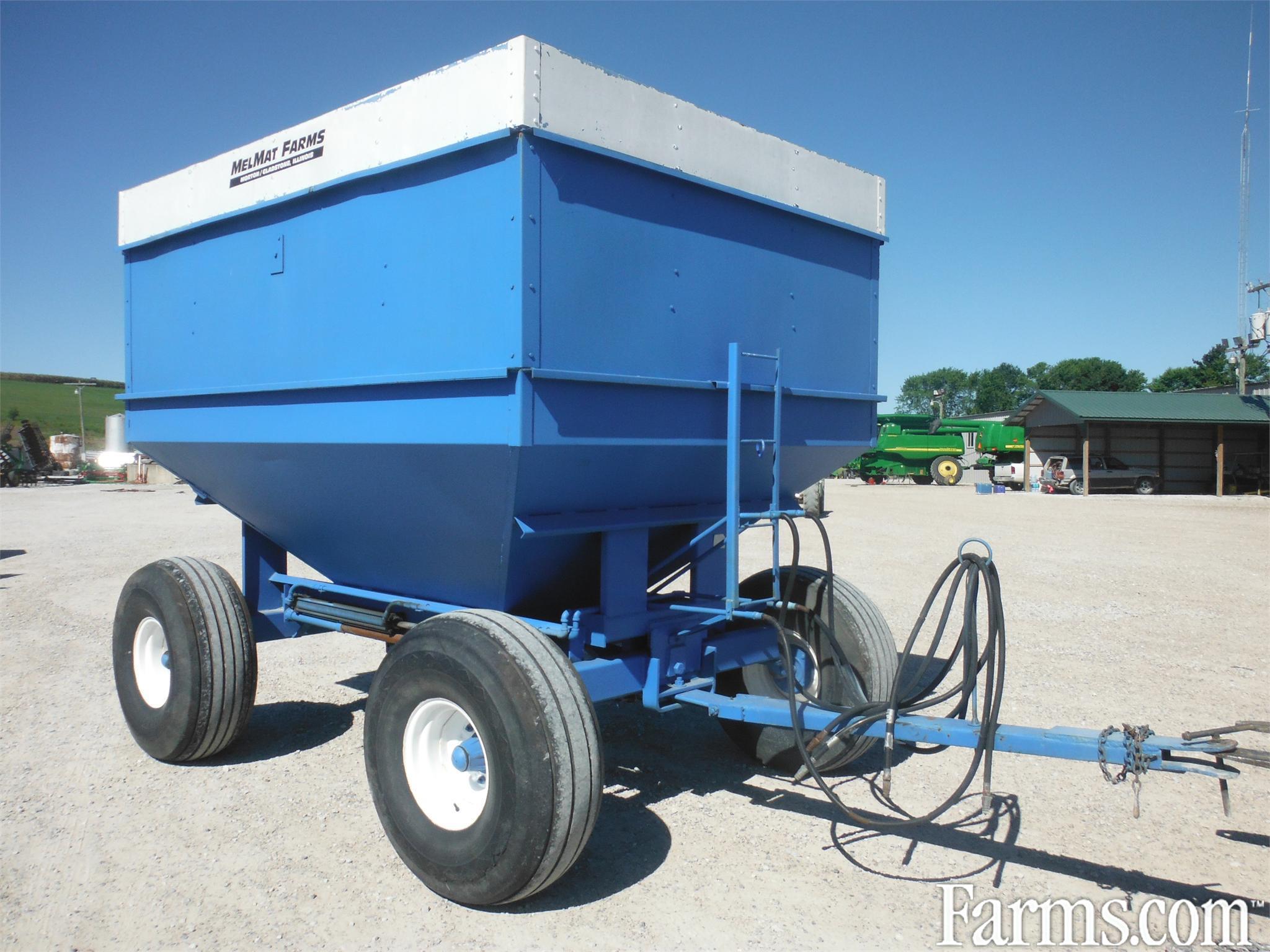 DMI D312 Gravity Wagons for Sale