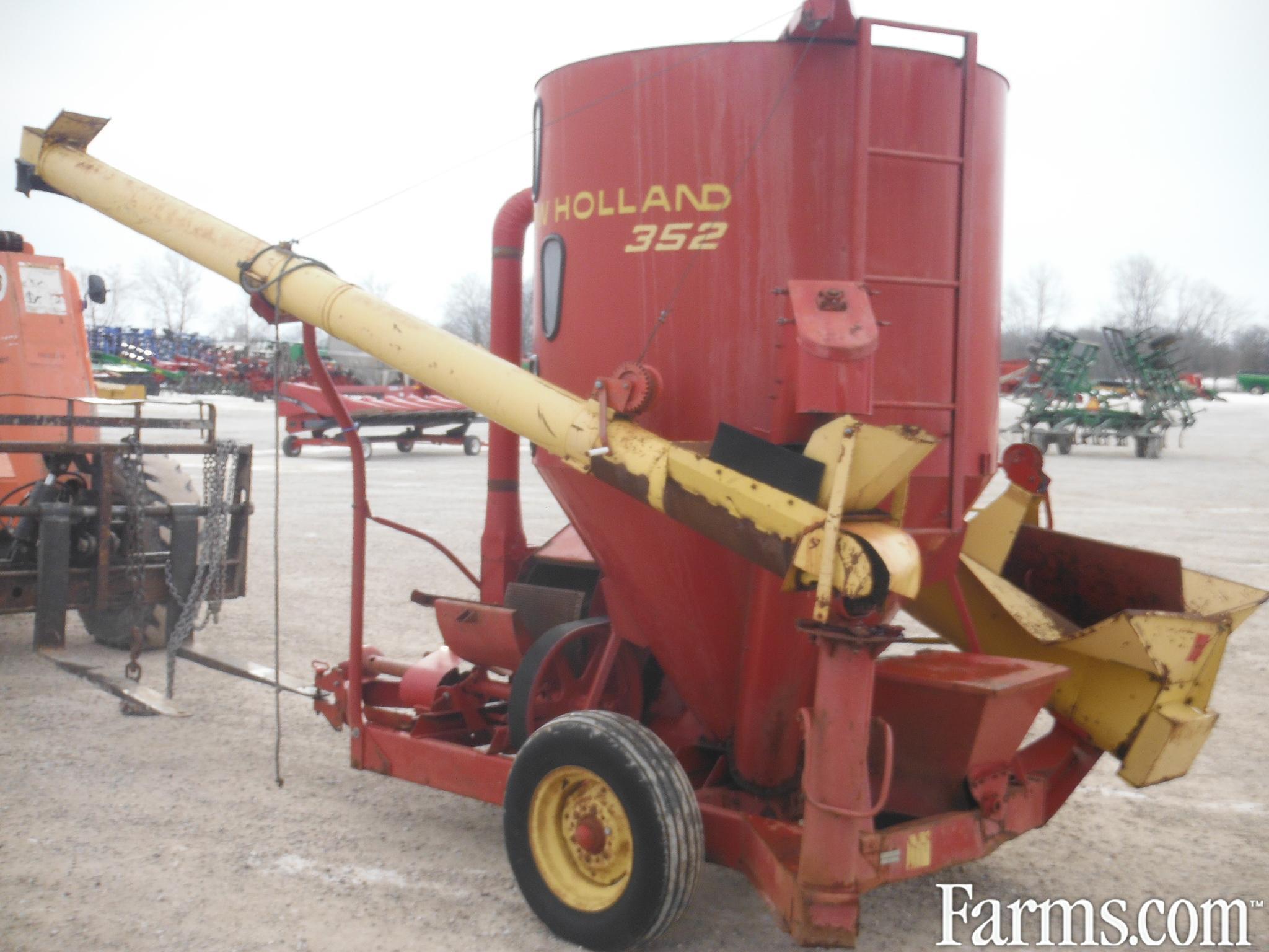 New Holland Feed Grinders / Mixers for Sale