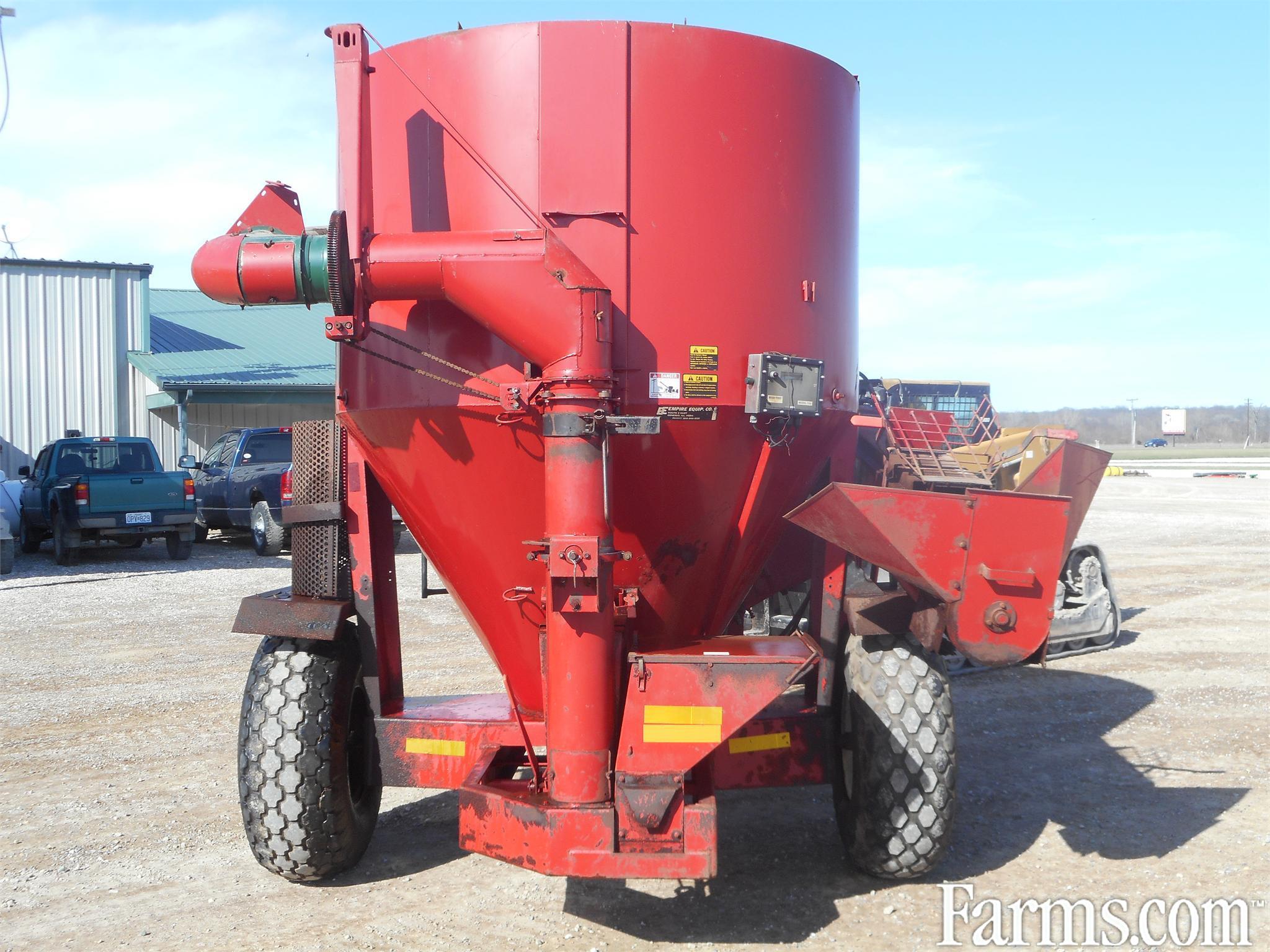 Case IH Feed Grinders / Mixers for Sale