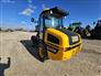 2022 JCB 407 AGRI