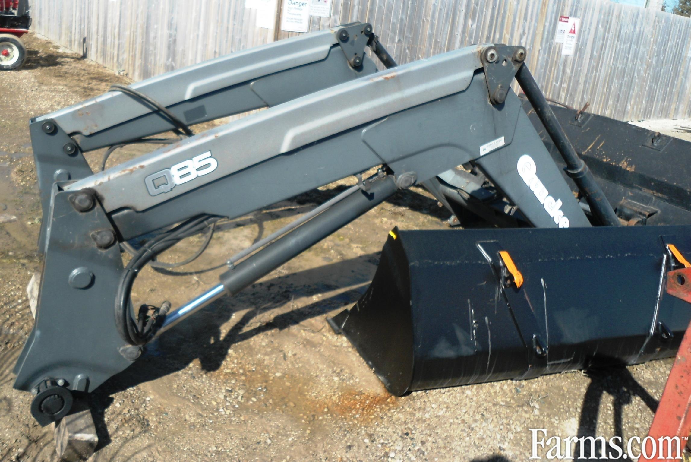 Alo QUICKE Q85 Loader for Sale | Farms.com