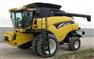 2003  NH  CR960  COMBINE