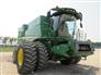 John Deere 2016 S680 Combines