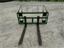 John Deere 2019 LPWW-H480-48 GREEN 48" PALLET FORK ATTACHMENT- 6000# PAIR Other Hay and Forage Equipment