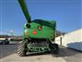 John Deere 2019 S790 Combines