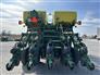 John Deere 2022 1795 Planters